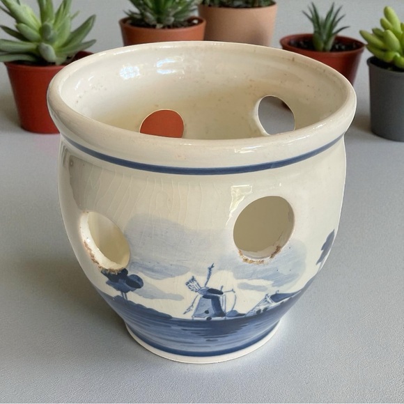 Delft Blauw Pottery Hand Painted Blue White Bulb Planter Made Holland 4.5" - Picture 1 of 9